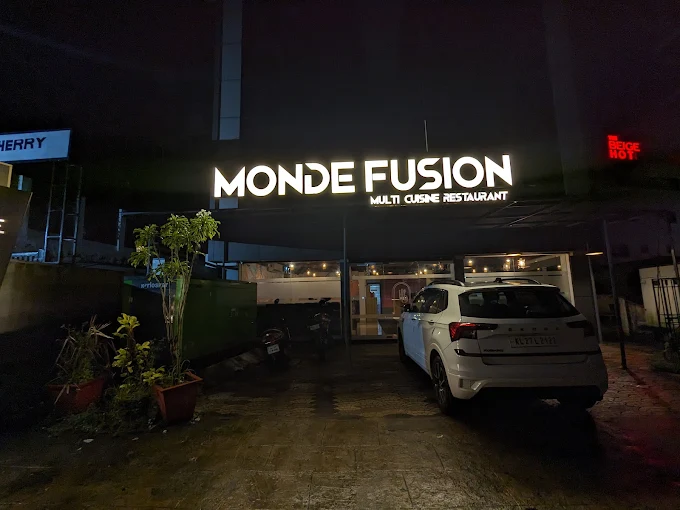 MONDE FUSION restaurant