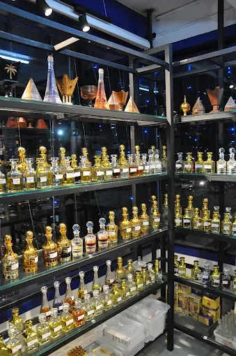 Pulli's HUB Perfumes