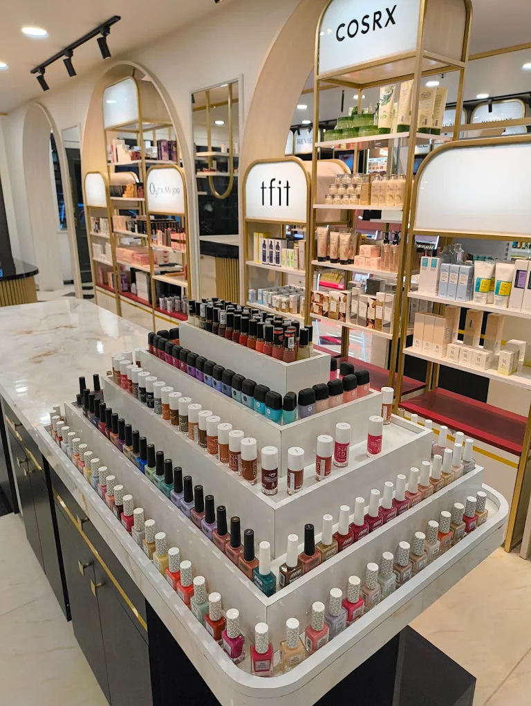 Ezmera Beauty Concepts