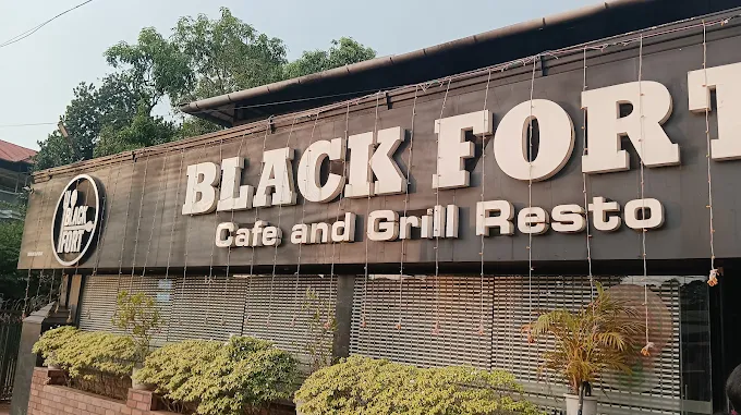 BLACK FORT